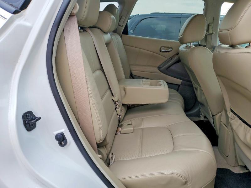 2012 Nissan Murano s