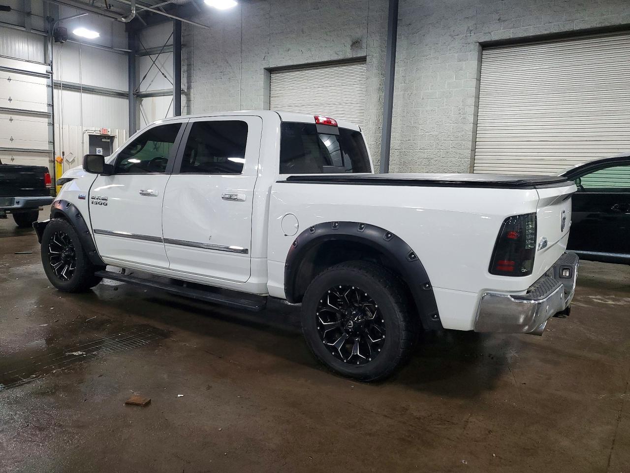 2017 Dodge Ram 1500 slt