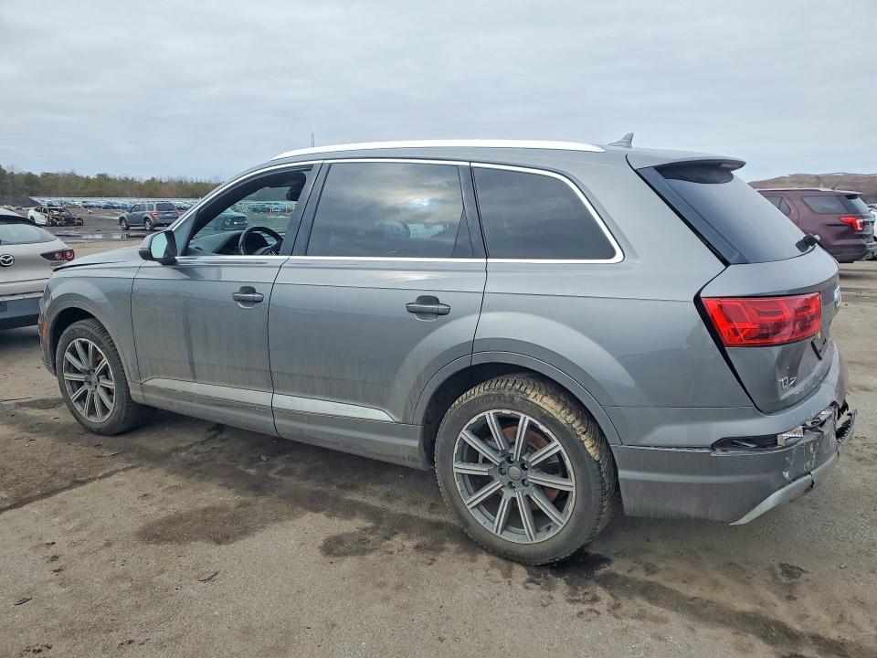 2017 Audi Q7 Premium Plus