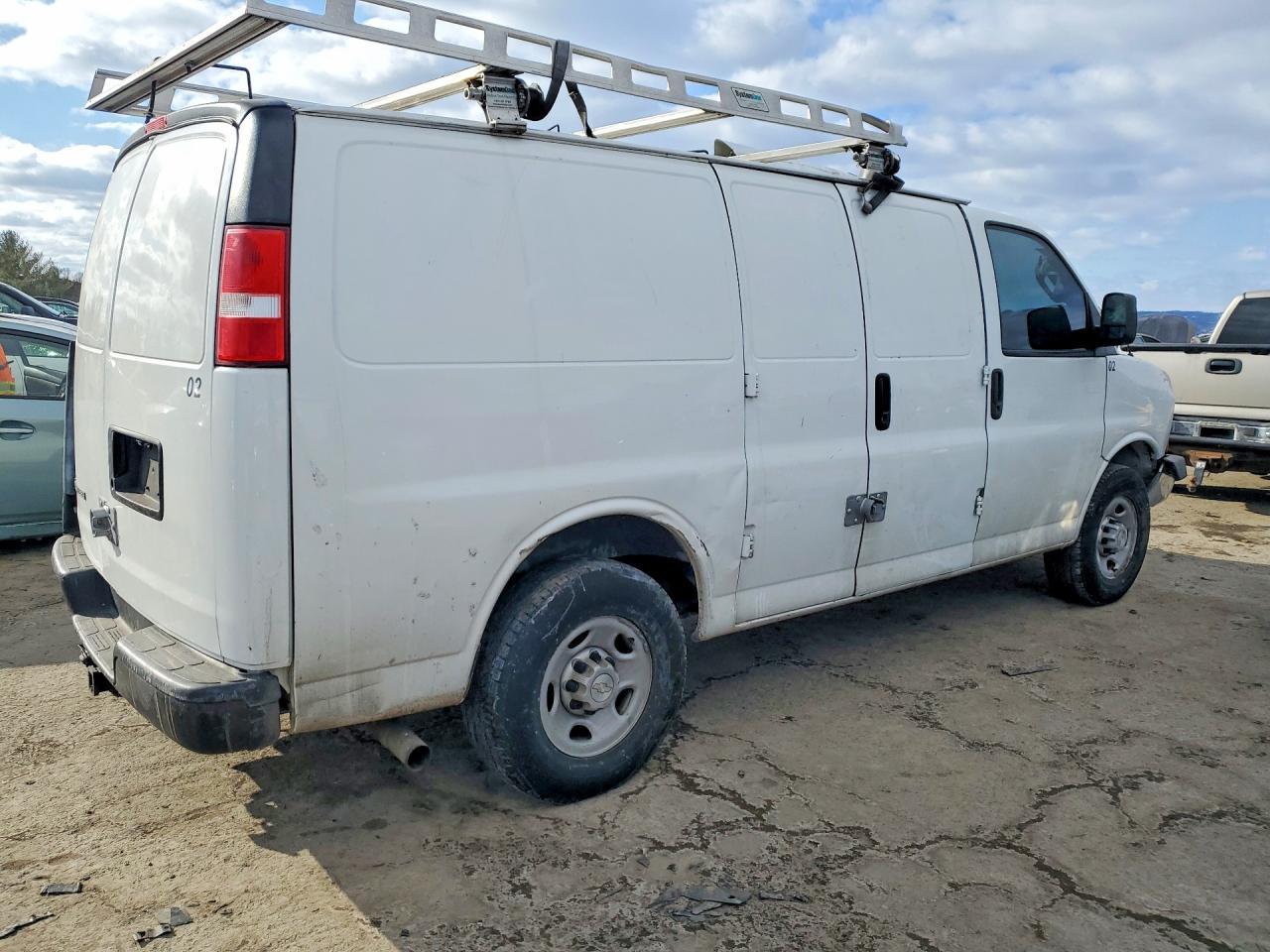 2017 Chevrolet Express 2500 Cargo Utility / Service Van