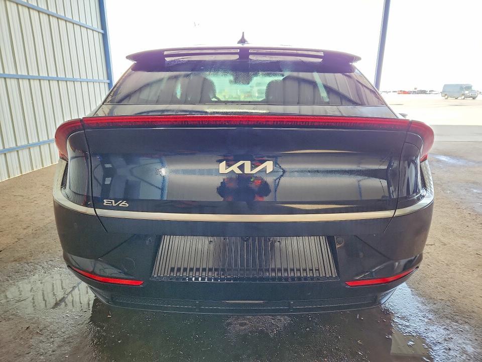 2023 KIA EV6 Wind
