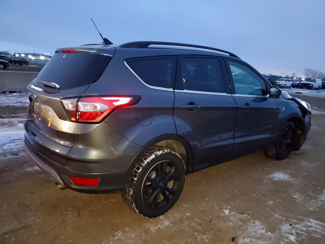 2018 Ford Escape se