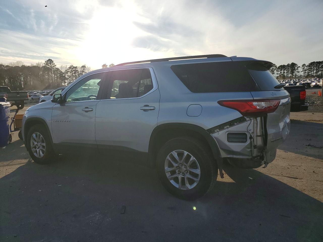 2020 Chevrolet Traverse lt