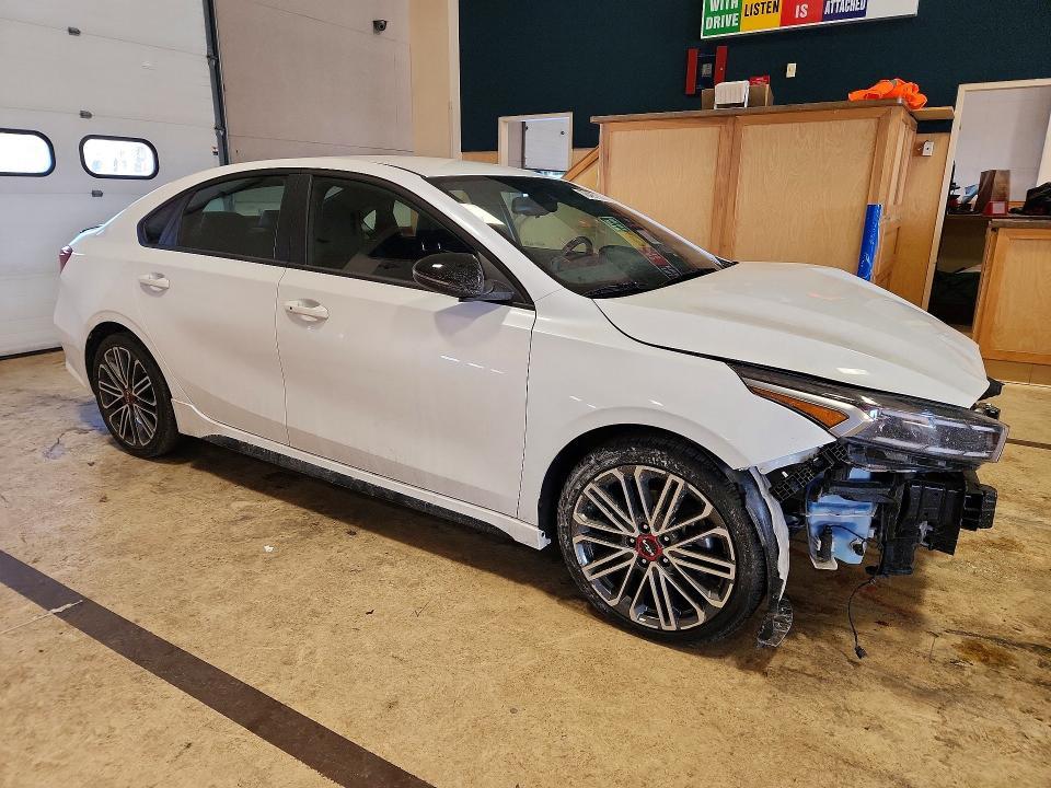 2024 KIA Forte gt