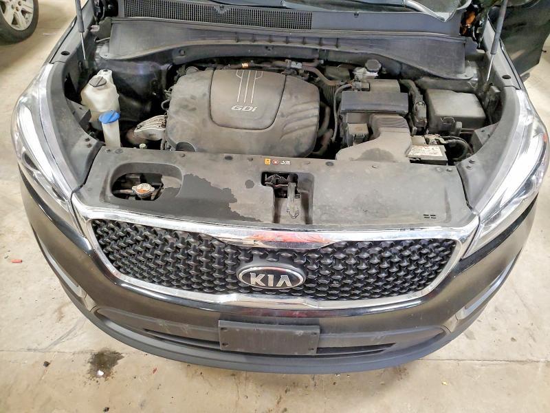 2017 KIA Sorento lx V6