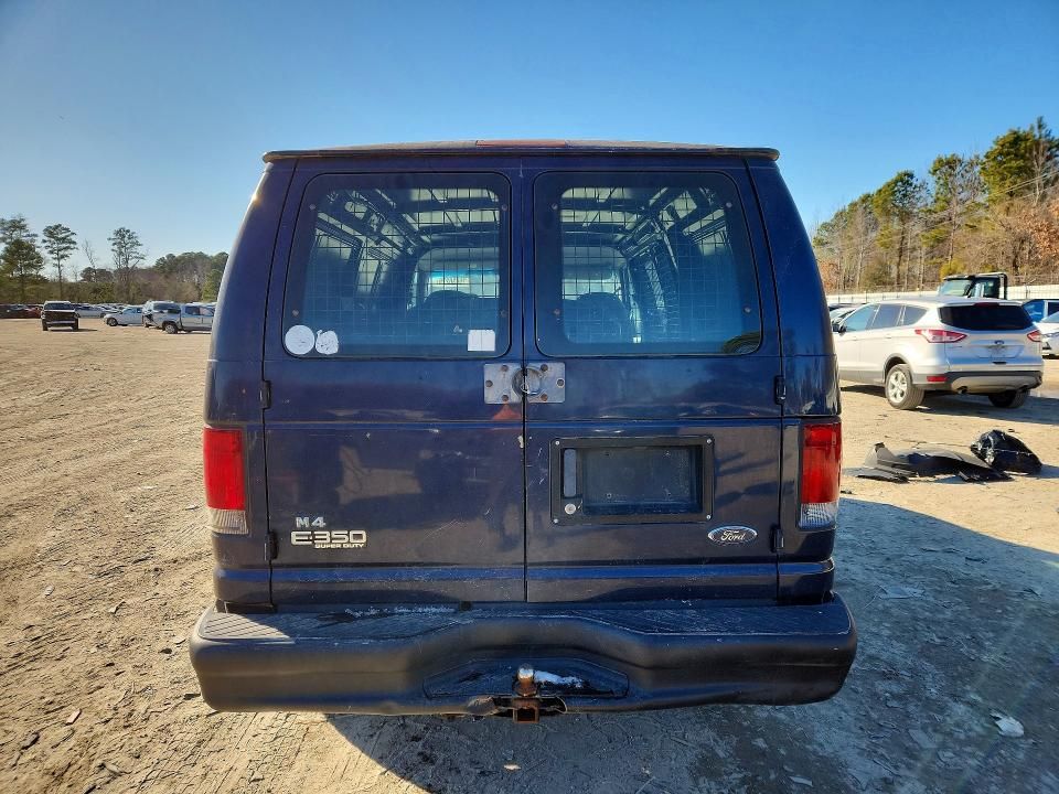 2002 Ford Econoline E350 Super Duty van