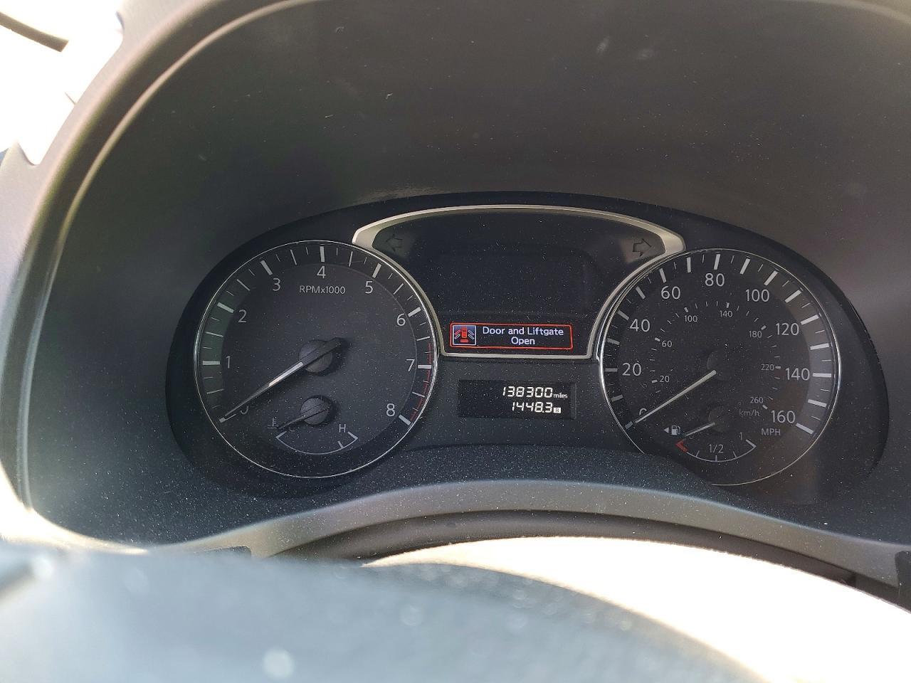 2014 Nissan Pathfinder sl