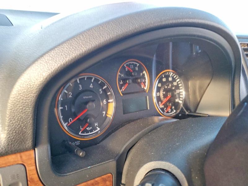 2010 Nissan Armada se