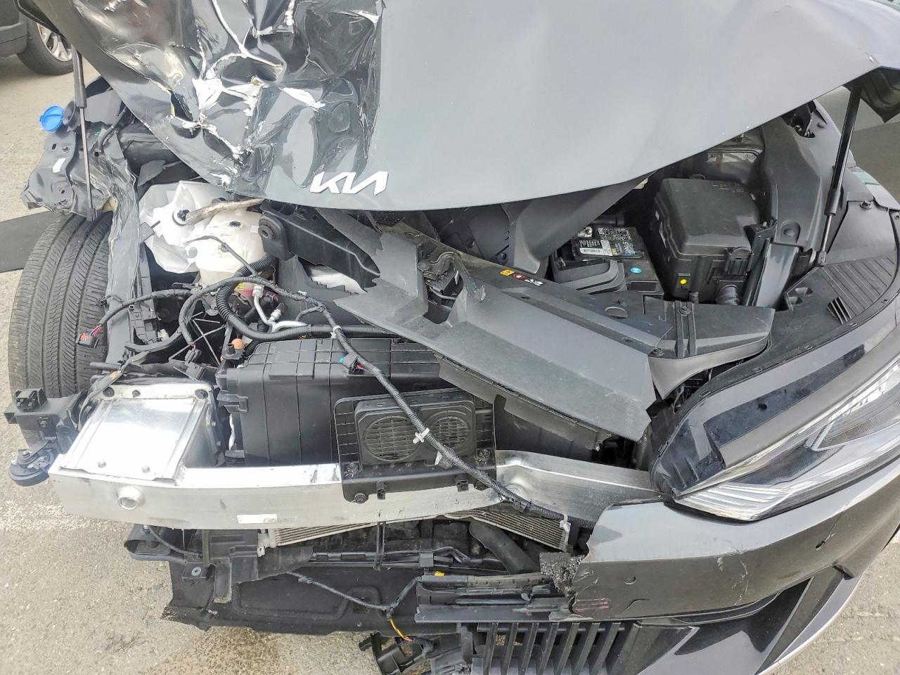 2023 KIA EV6 Wind