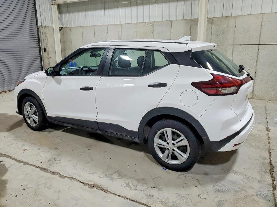 2021 Nissan Kicks s