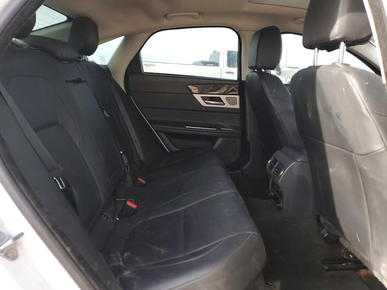 2017 Jaguar Xf Premium