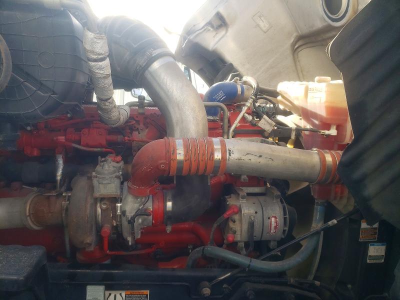 2018 Peterbilt 579 Semi Truck