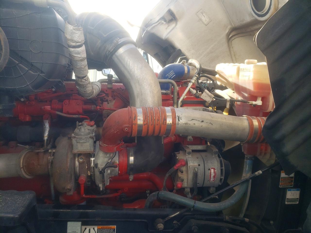 2018 Peterbilt 579 Semi Truck