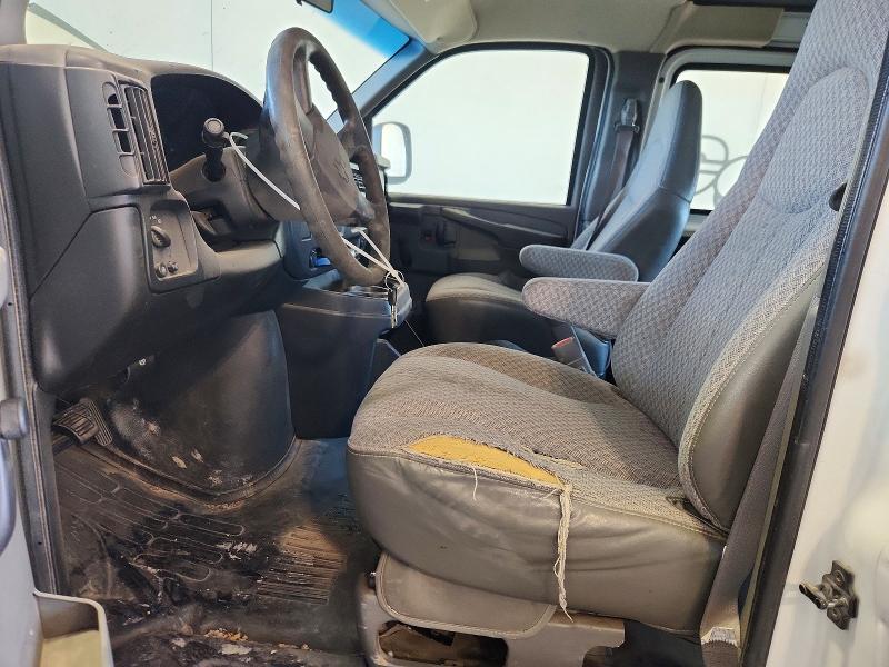 2003 Chevrolet Express 2500 Delivery Van