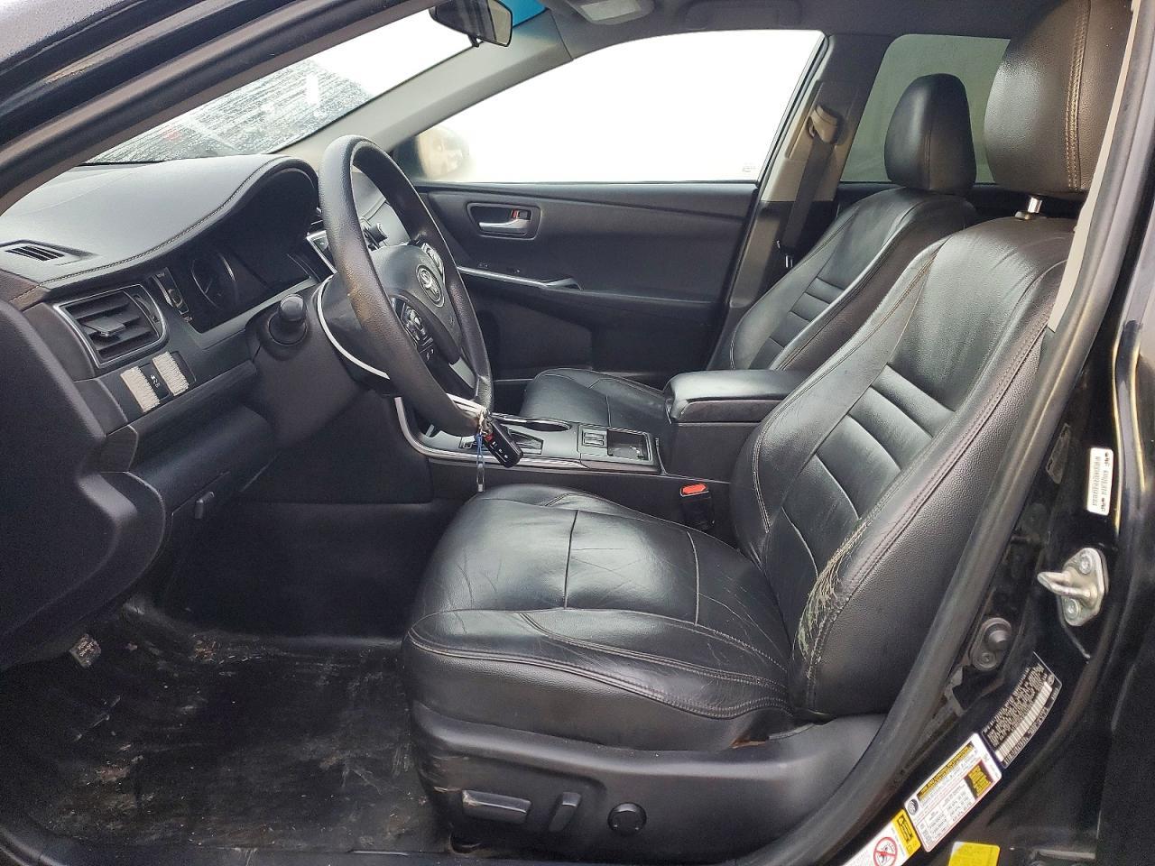2015 Toyota Camry Hybrid