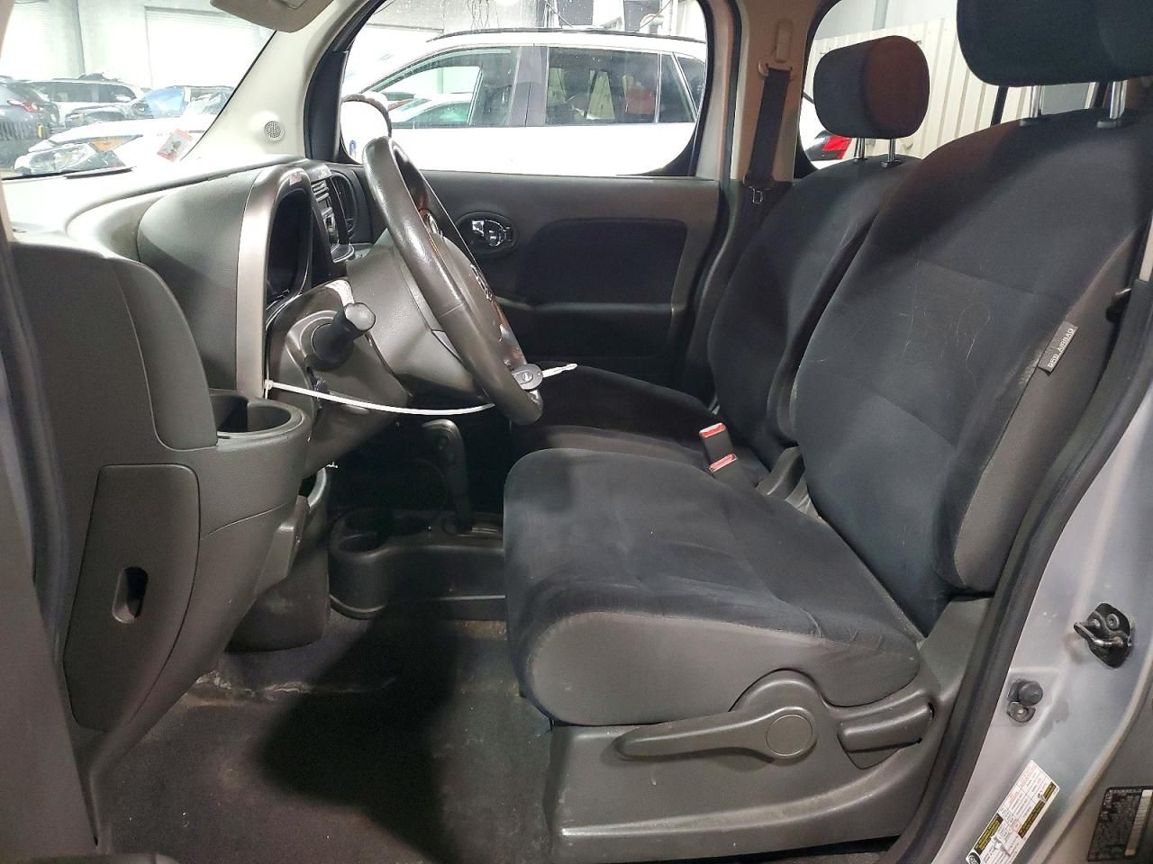 2010 Nissan Cube Base