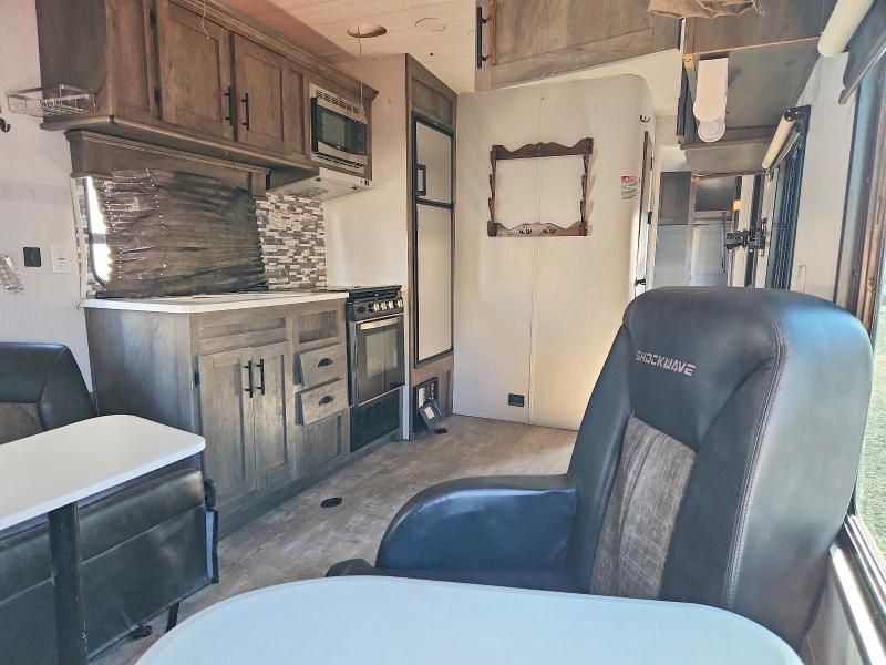 2022 Foresriver 2022 Forest River Shockwave Camper