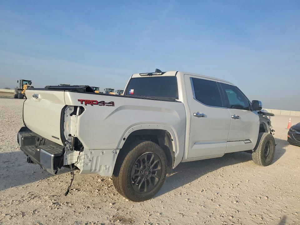 2025 Toyota Tundra Crewmax Platinum