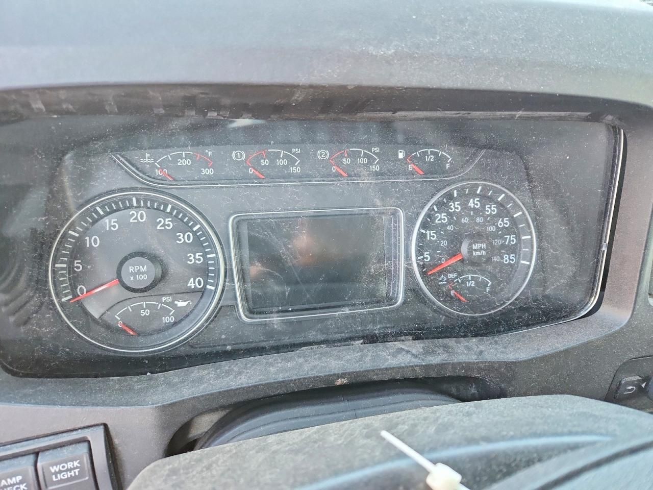 2021 International MV607 BOX Truck