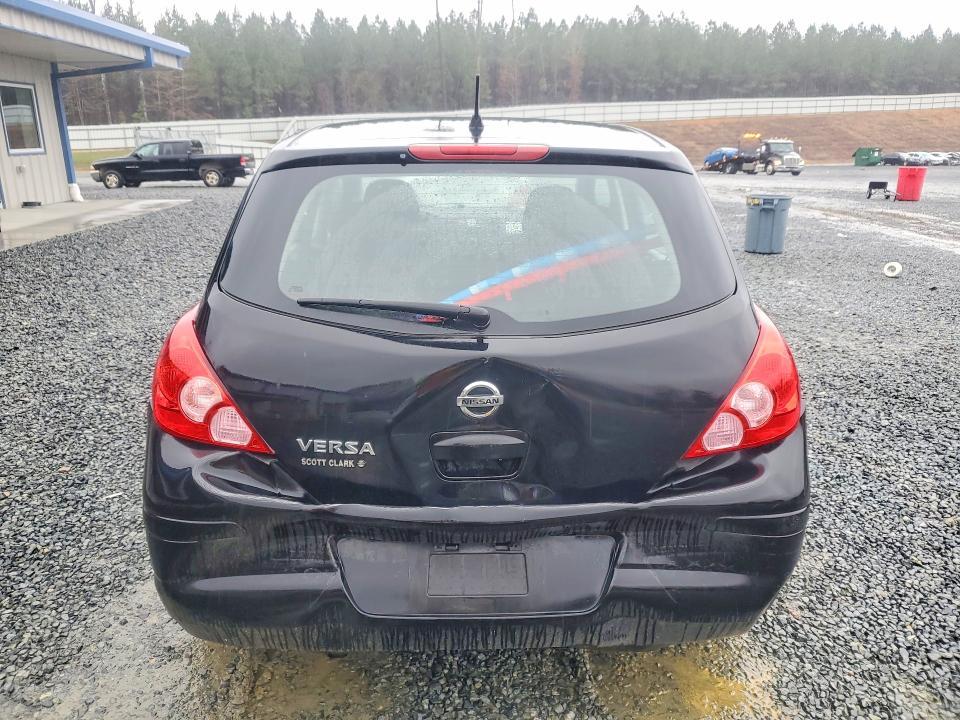 2012 Nissan Versa 1.8 s