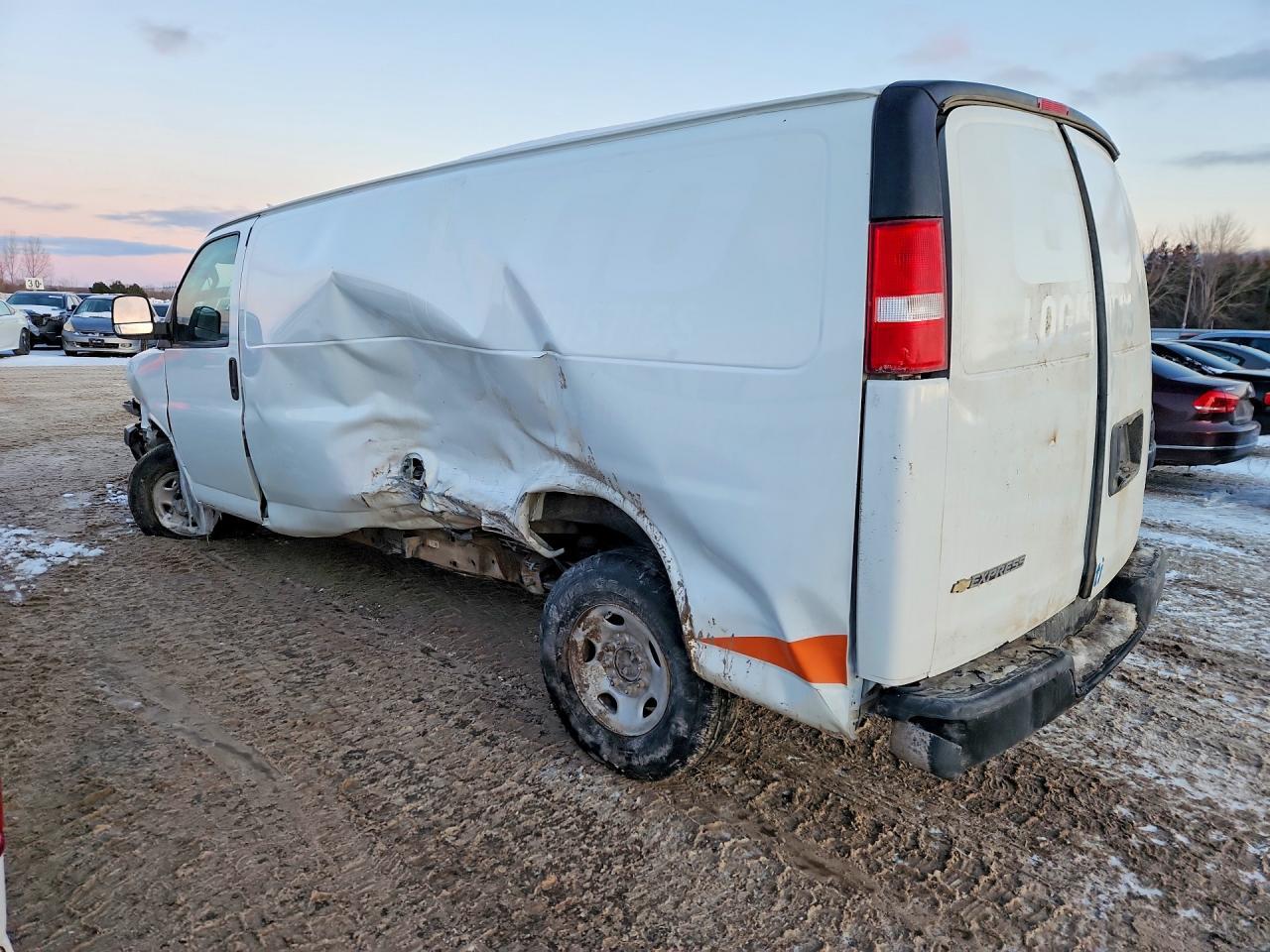 2024 Chevrolet Express G2500