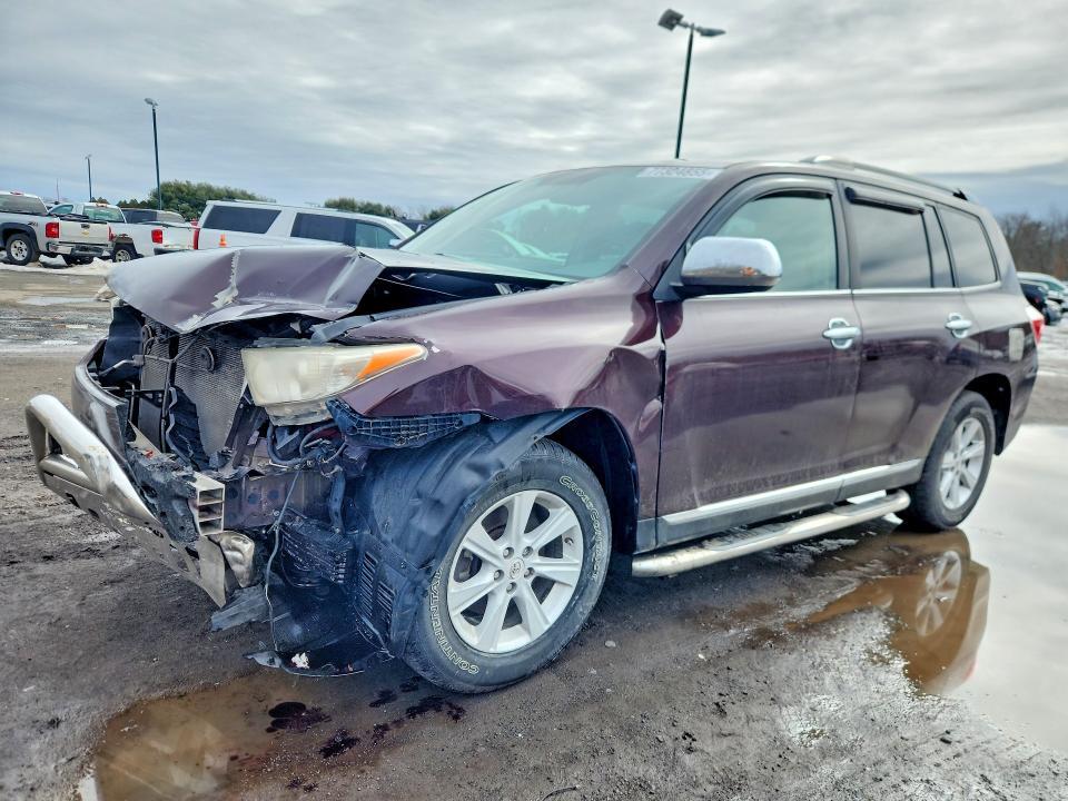 2013 Toyota Highlander Base