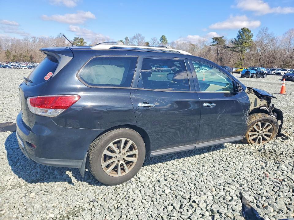 2016 Nissan Pathfinder s