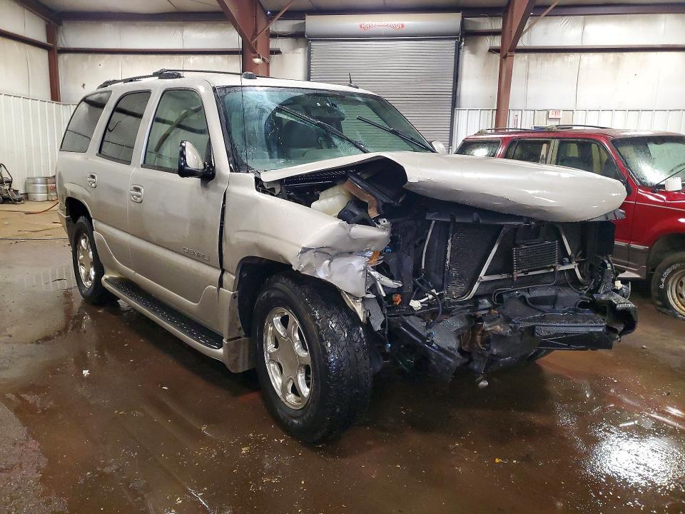 2004 GMC Yukon Denali