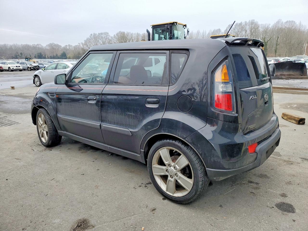 2010 KIA Soul +