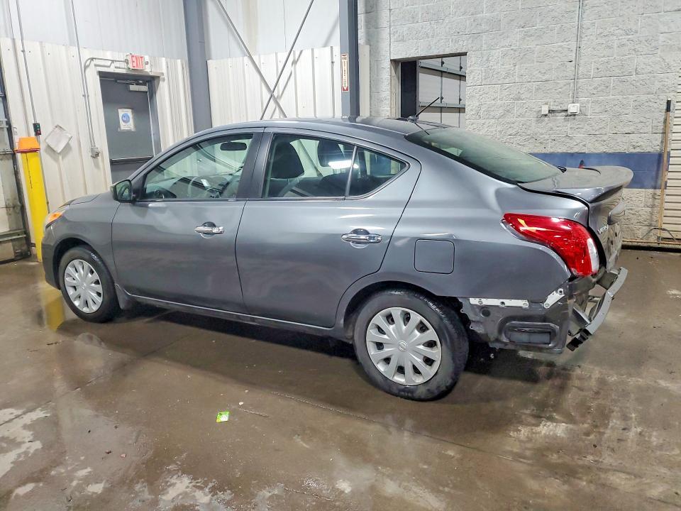 2017 Nissan Versa 1.6 sv