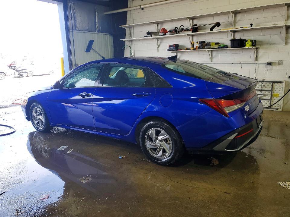 2024 Hyundai Elantra se