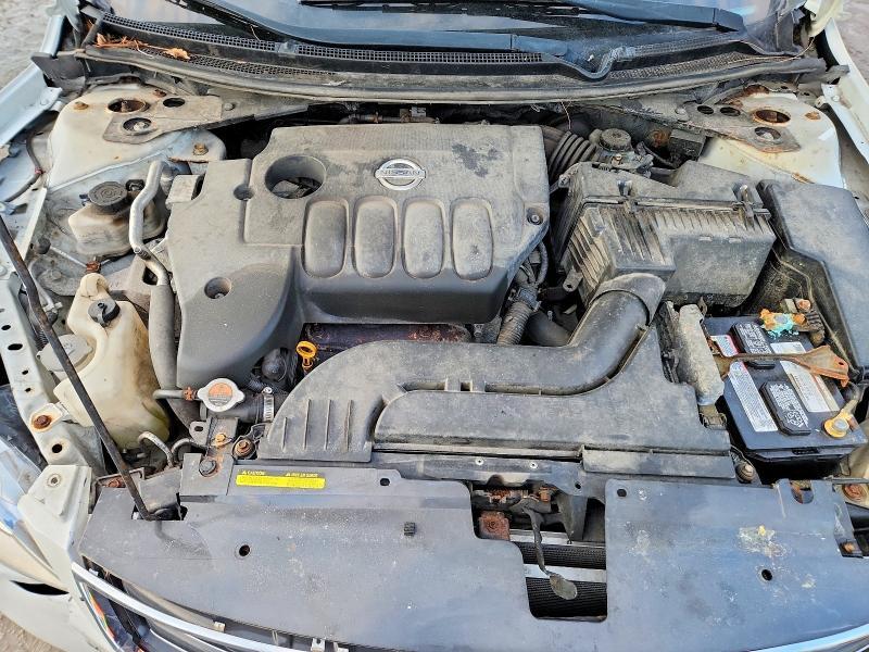 2011 Nissan Altima Base