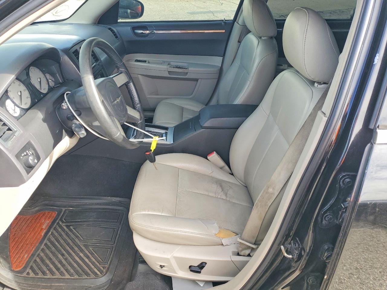 2006 Chrysler 300 Touring