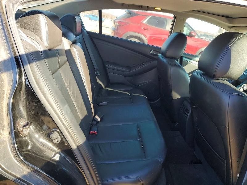 2010 Nissan Altima Base