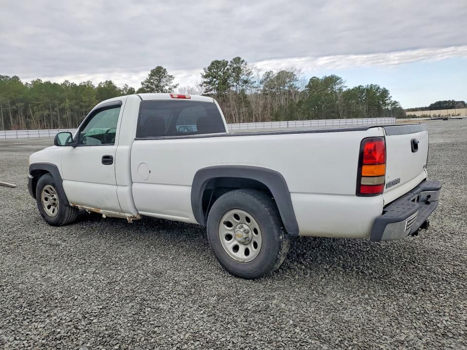 2005 GMC New Sierra C1500