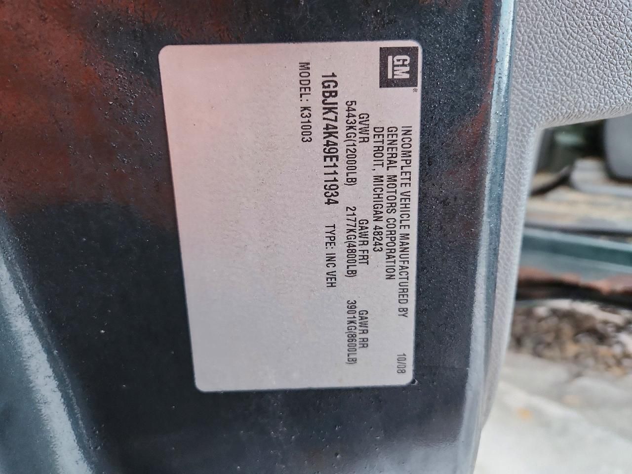 2009 Chevrolet Silverado Flatbed Truck