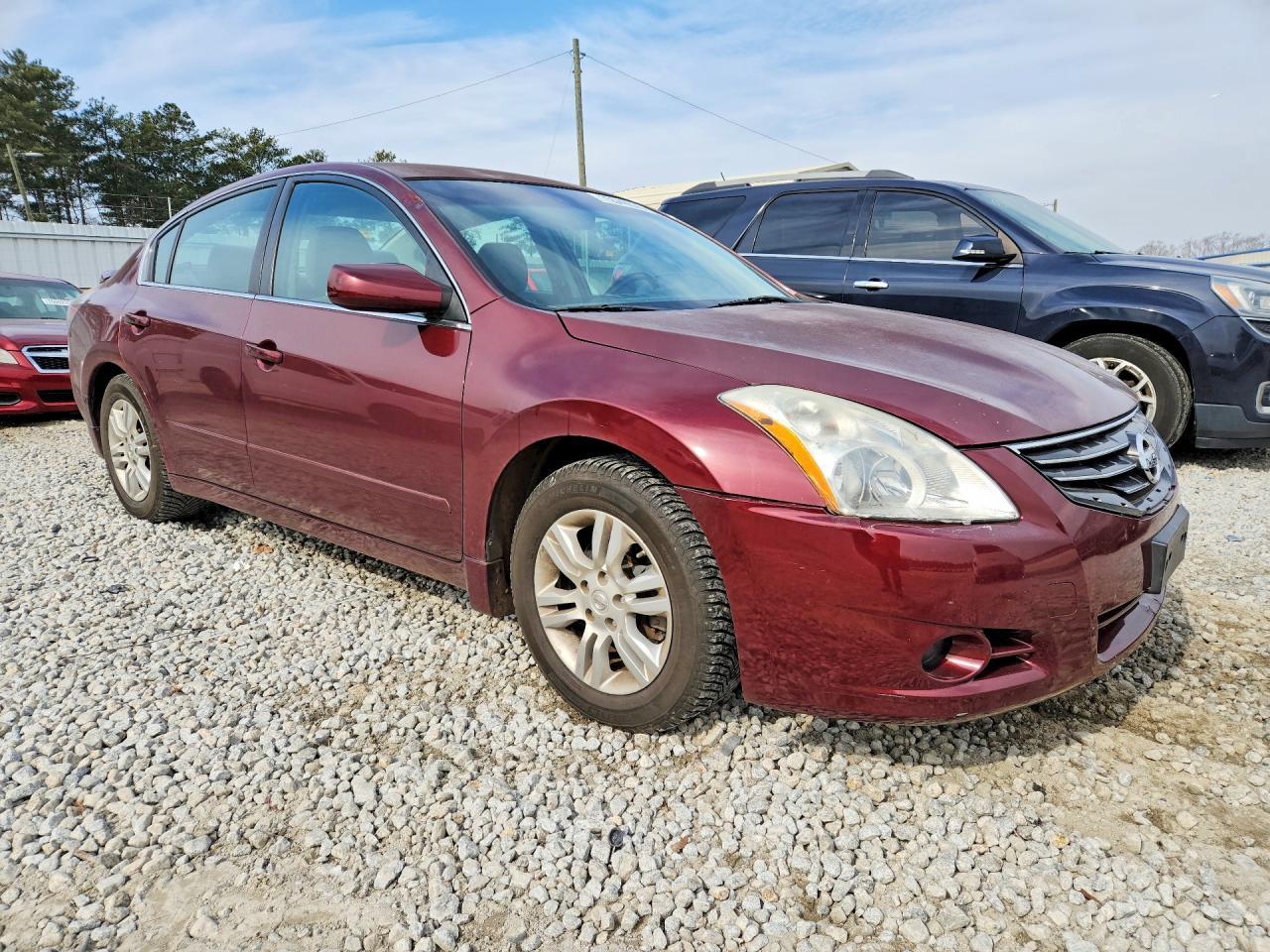 2011 Nissan Altima Base
