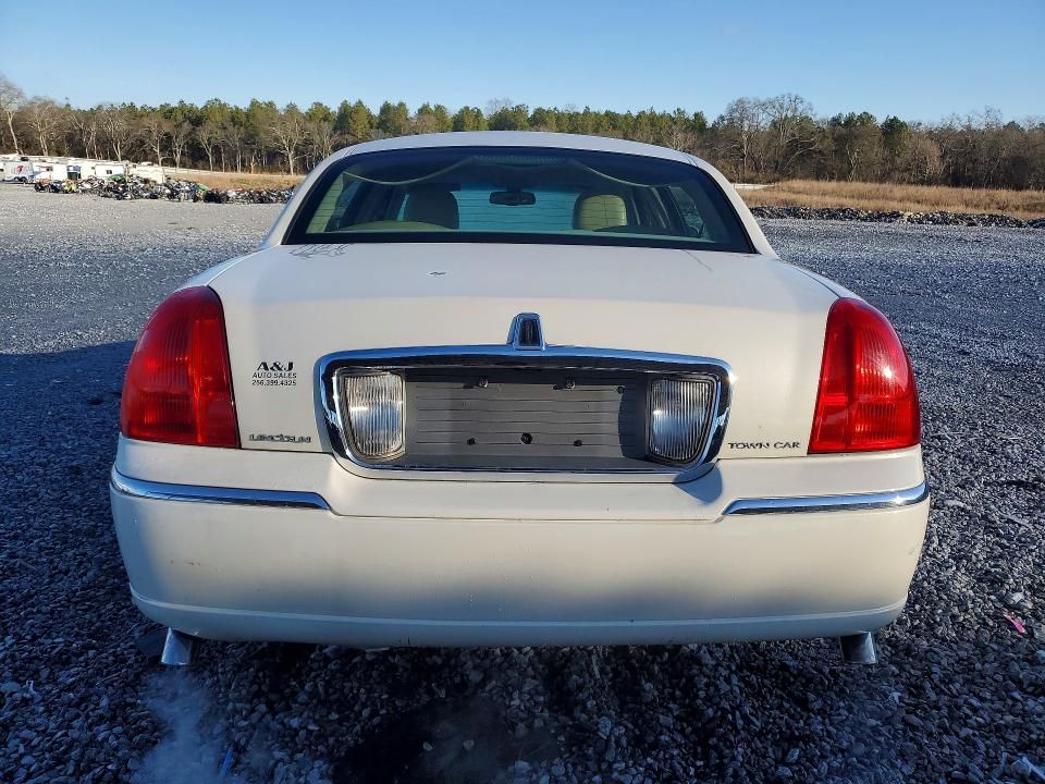 2007 Lincoln Town car Signature