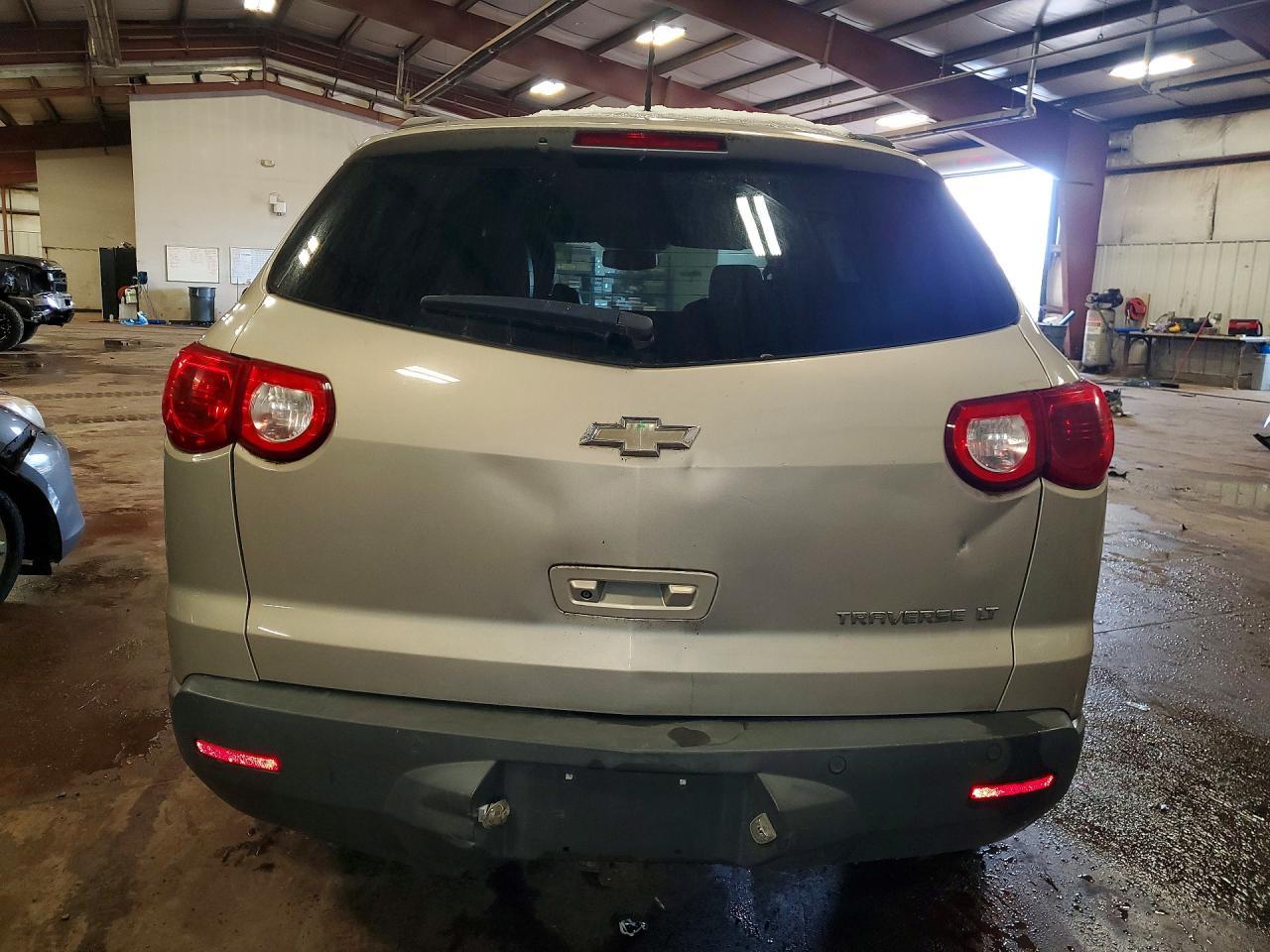 2011 Chevrolet Traverse lt