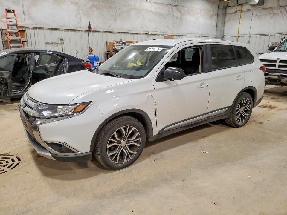 2016 Mitsubishi Outlander es