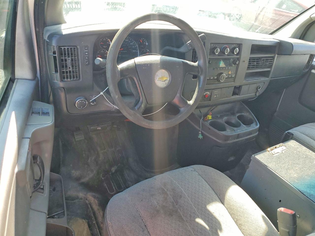 2010 Chev Rolet Express 2500 Cargo Delivery Van