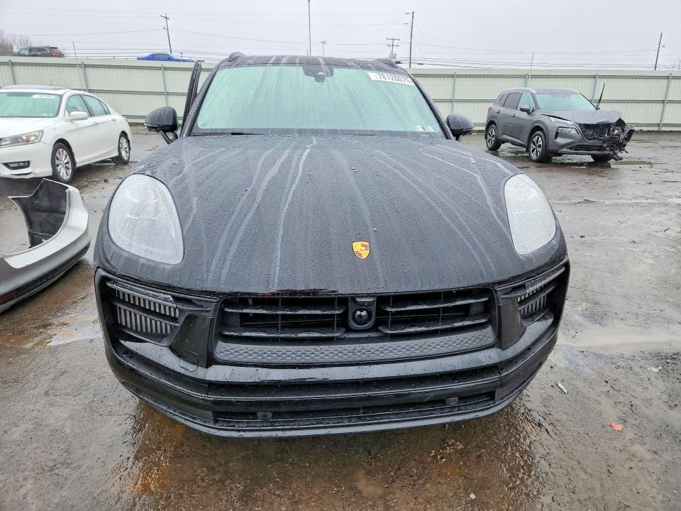 2026 Porsche Macan s