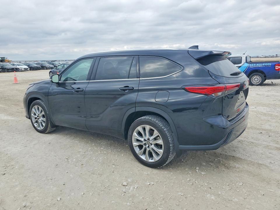 2022 Toyota Highlander Limited