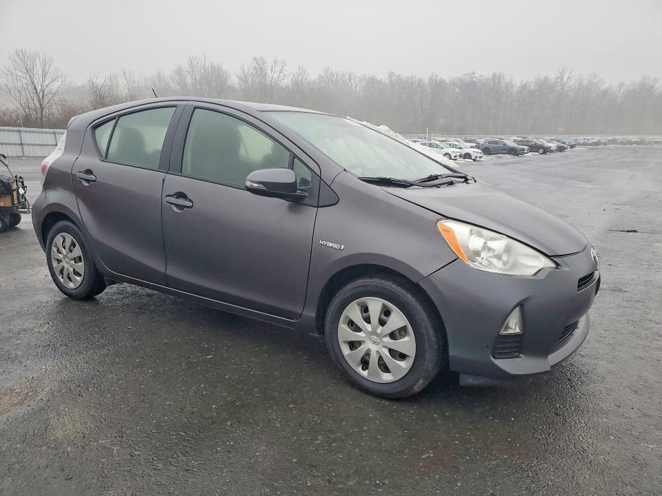2014 Toyota Prius c