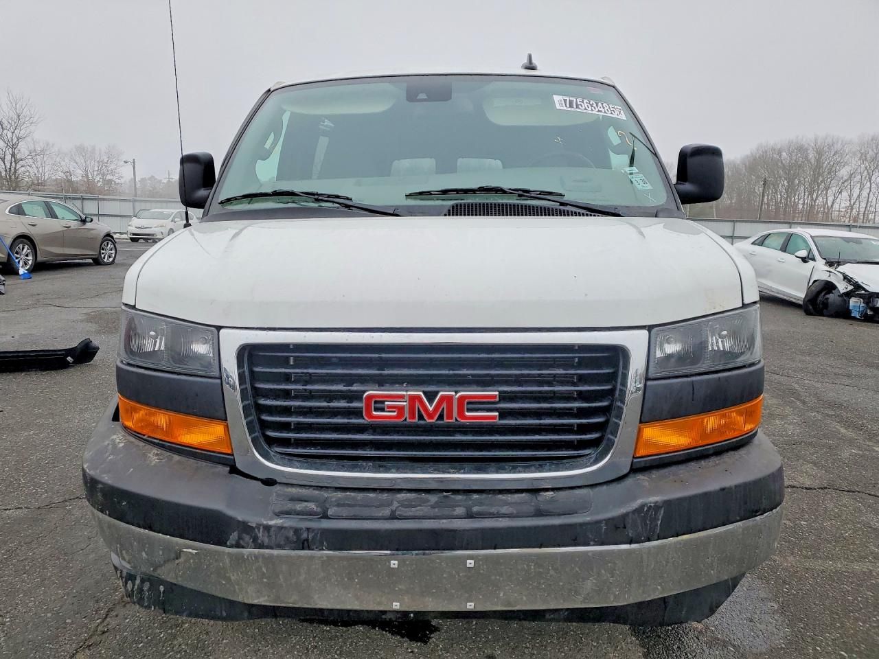 2025 GMC Savana G3500 LT