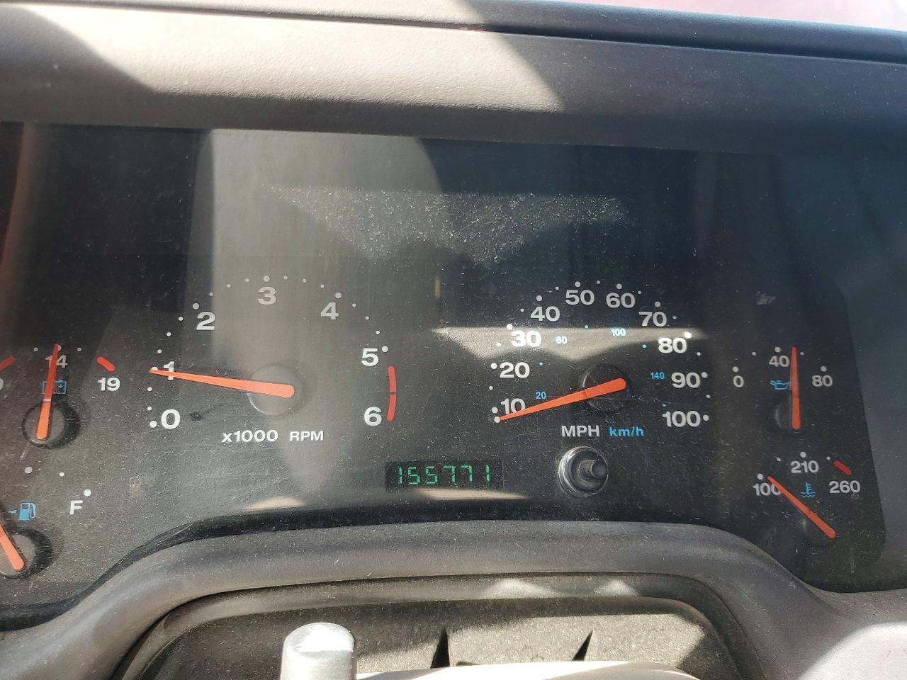 2001 Jeep Wrangler / tj Sahara