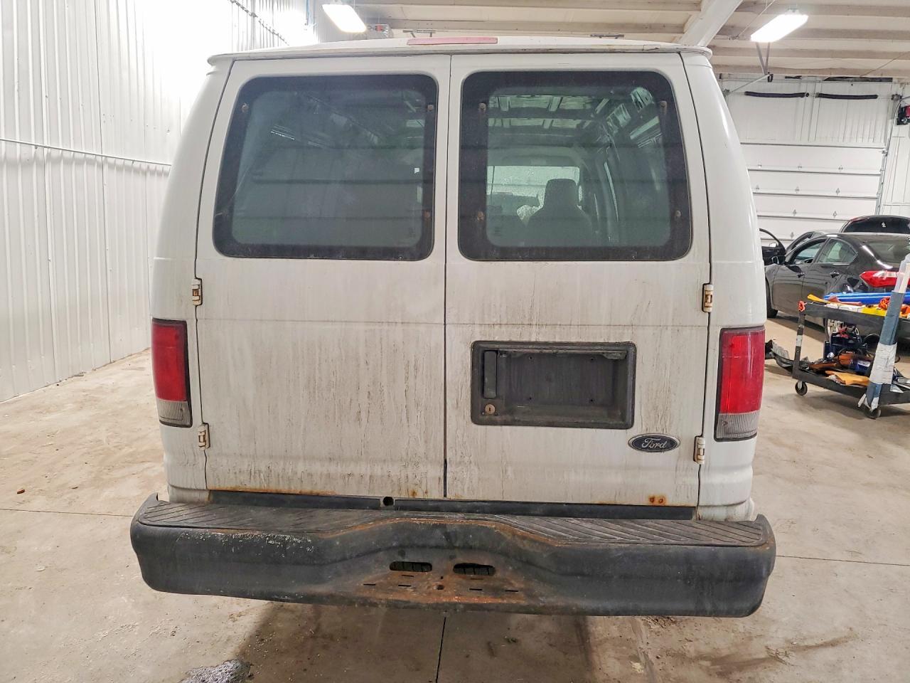2014 Ford Econoline E350 Super Duty Van
