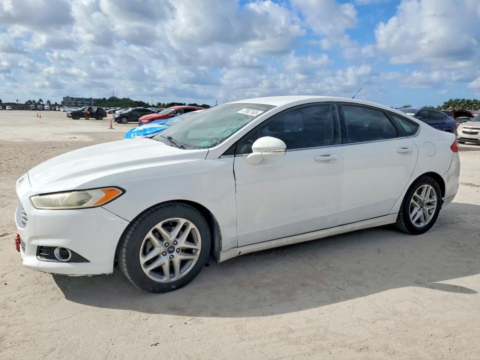 2016 Ford Fusion se