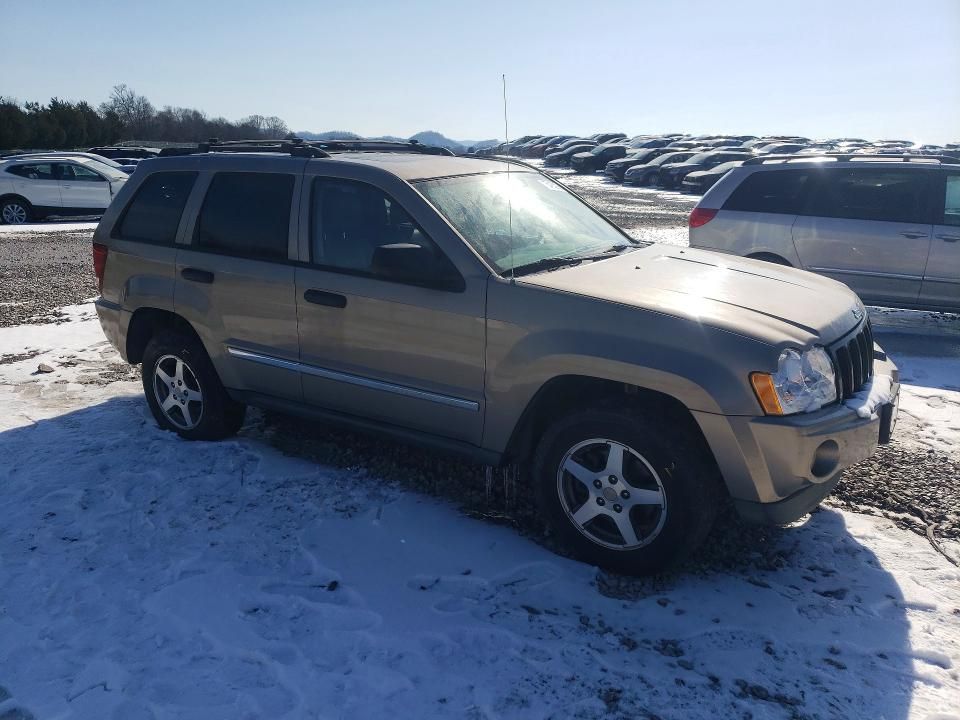 2005 Jeep Grand Cherokee Laredo