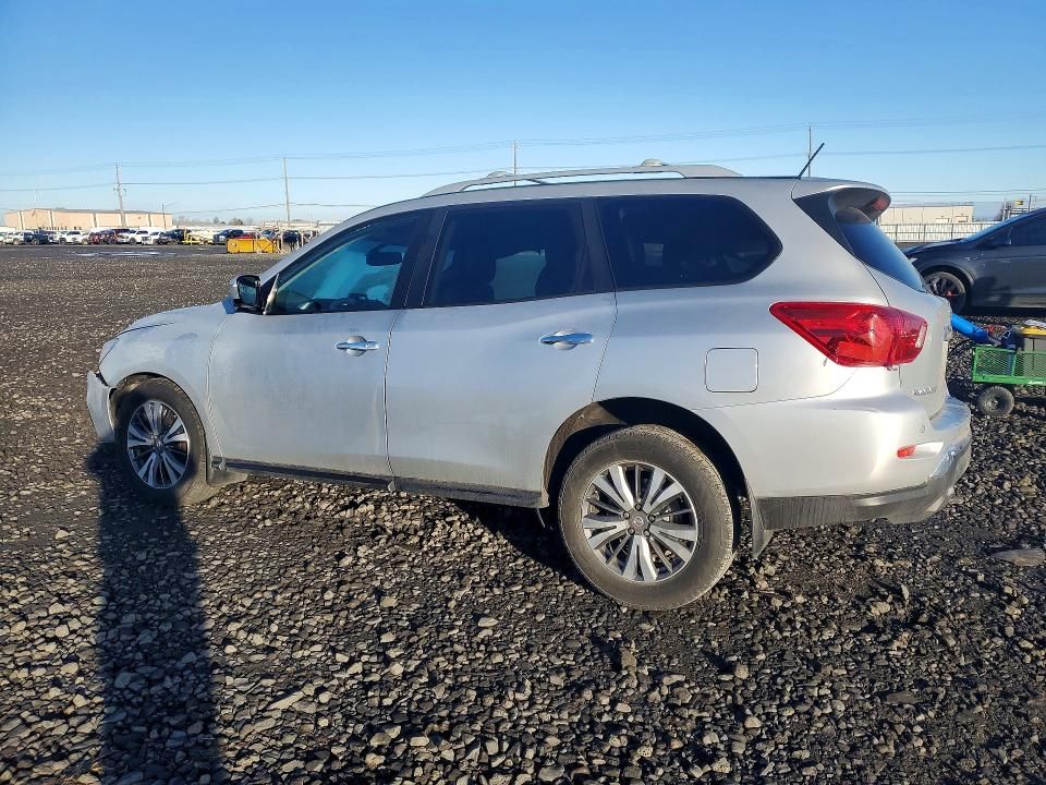 2017 Nissan Pathfinder s